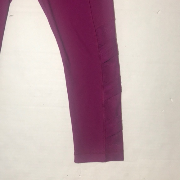 90 Degrees Pink Criss-Cross Mesh Detail Leggings - Picture 5 of 7